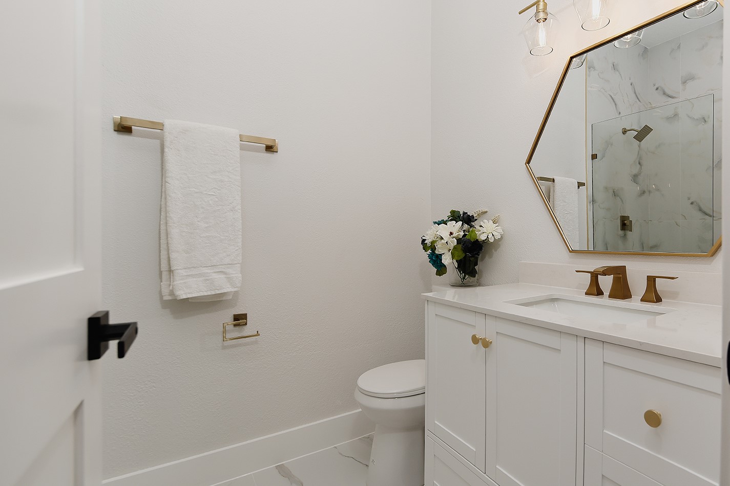 12412 Lake Vista Drive Property Photo 26