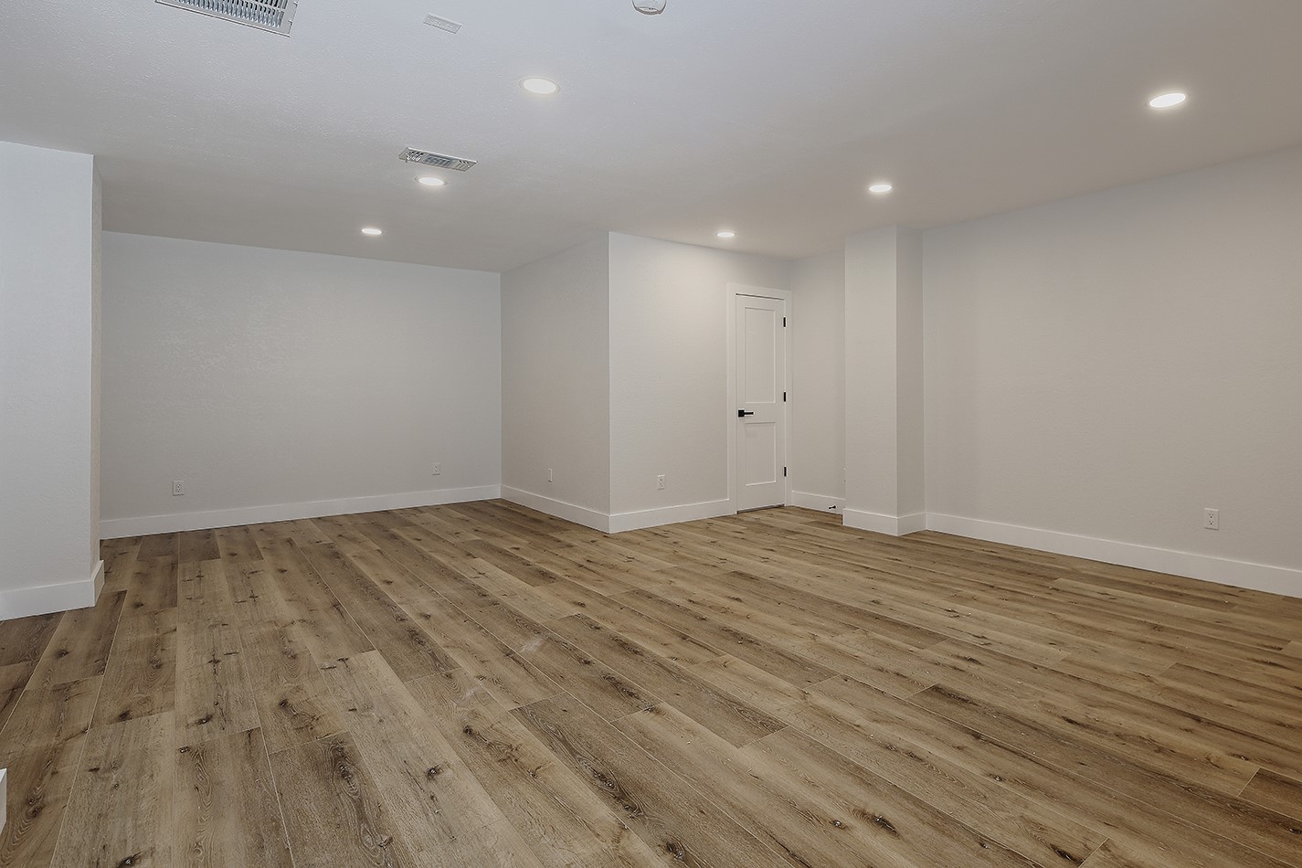 12412 Lake Vista Drive Property Photo 39