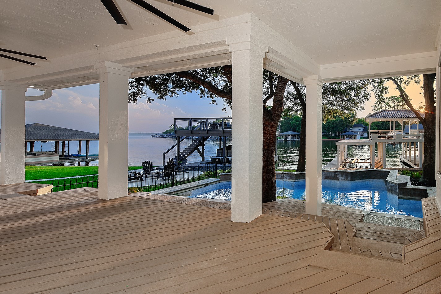 12412 Lake Vista Drive Property Photo 48