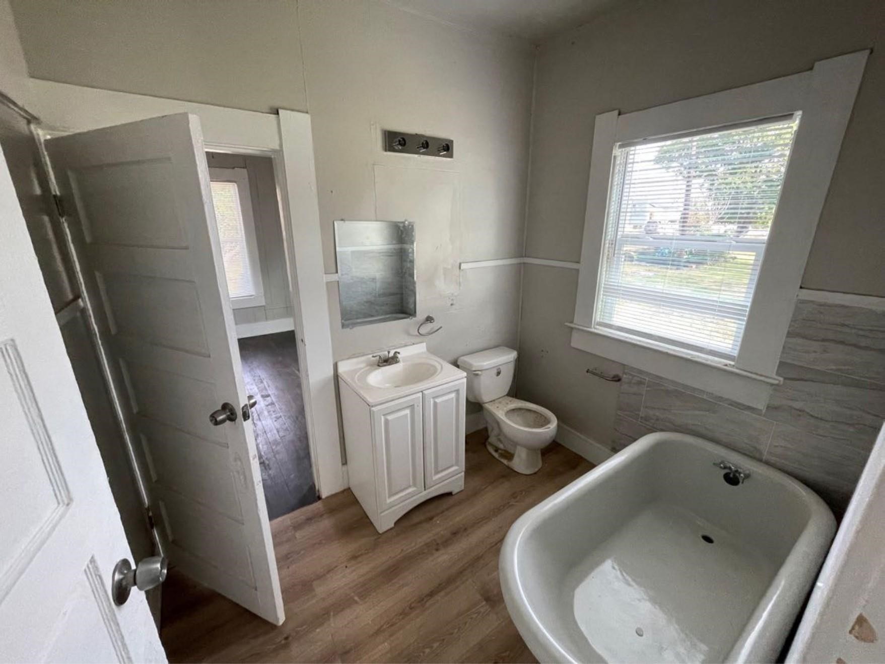 724 Orange Avenue Property Photo 7