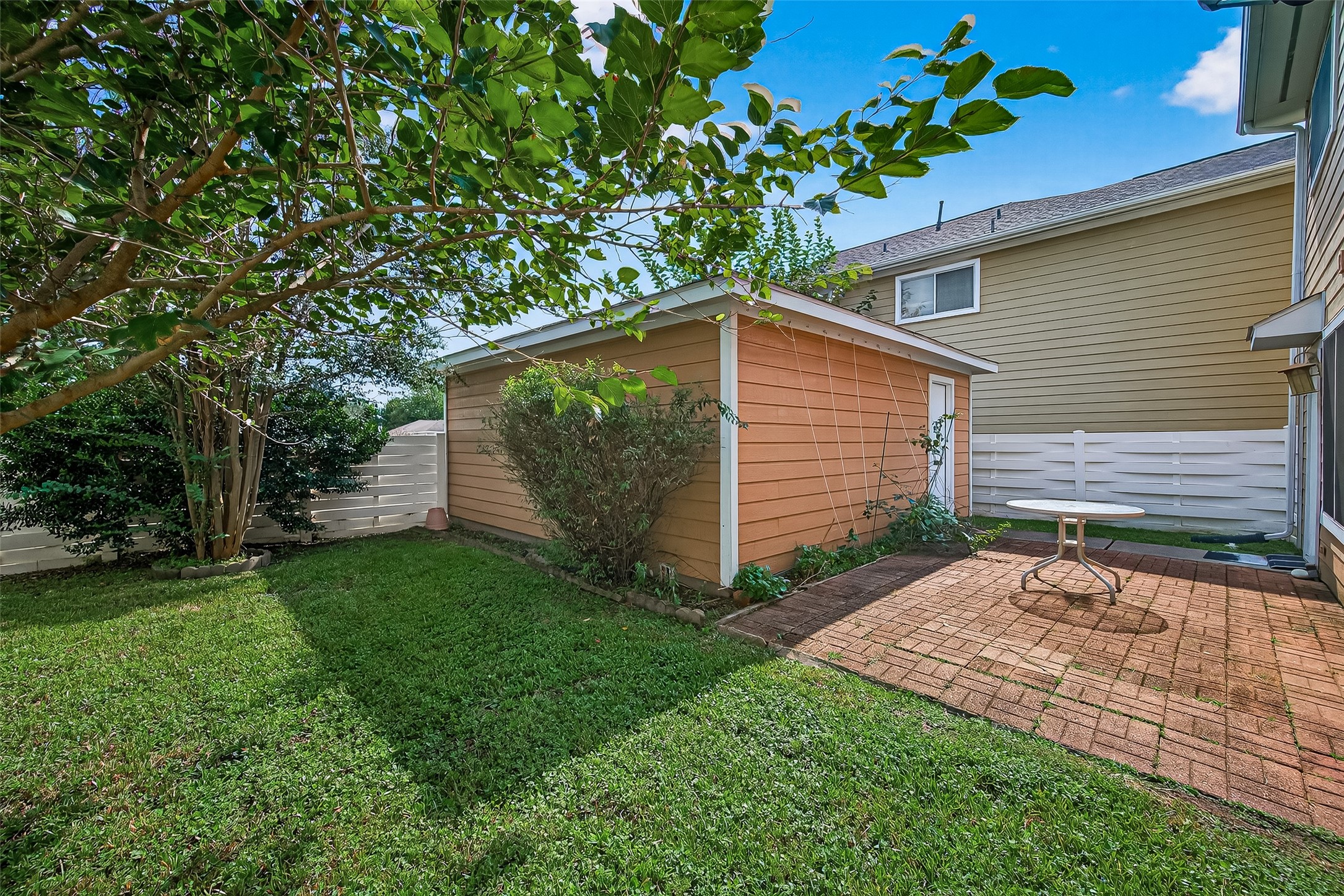 15859 E Park Court Property Photo 21