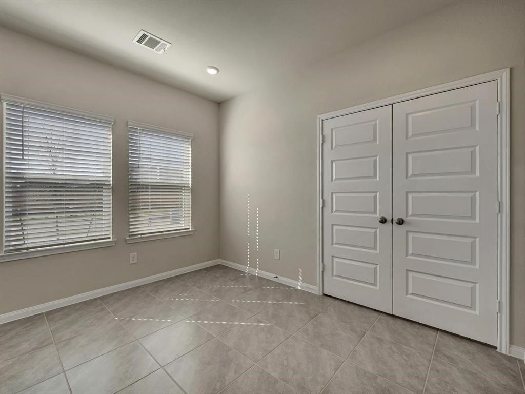 2223 Cherryvale Drive Property Photo 6
