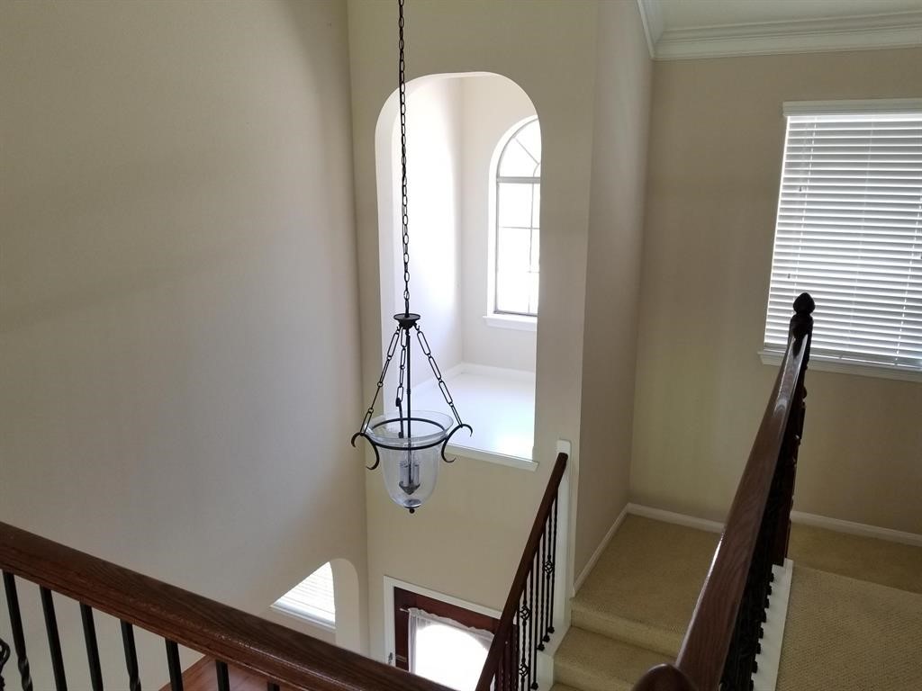 25406 Archdale Court Property Photo 9