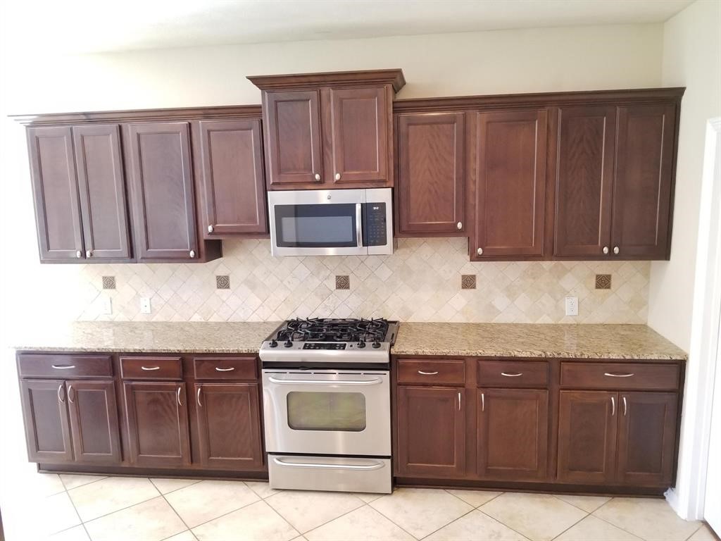 25406 Archdale Court Property Photo 11