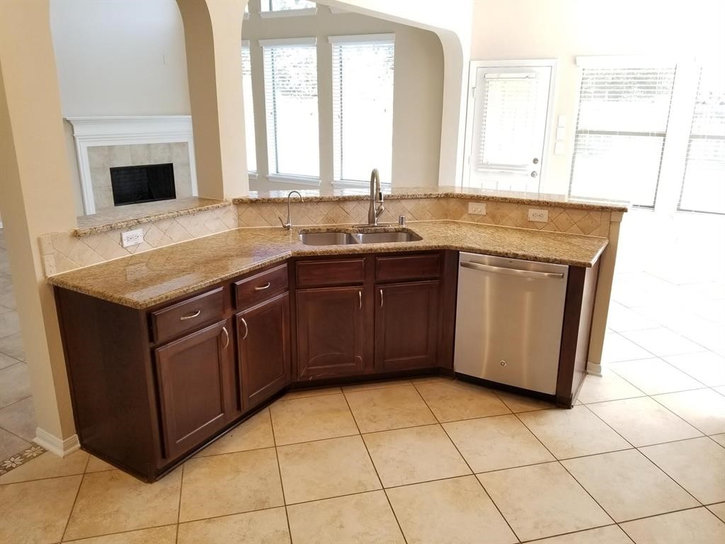 25406 Archdale Court Property Photo 14
