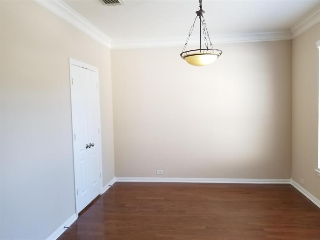 25406 Archdale Court Property Photo 23