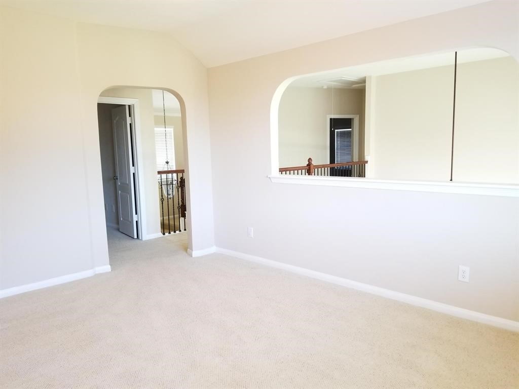 25406 Archdale Court Property Photo 27