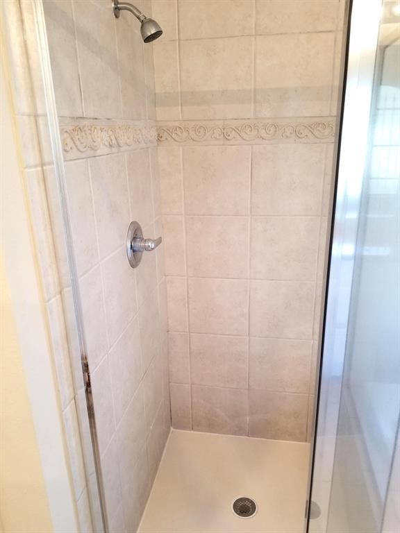 25406 Archdale Court Property Photo 33