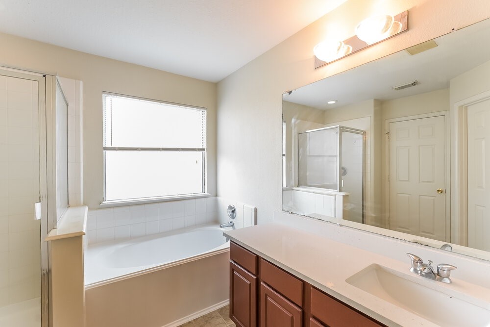 12226 Carriage Oak Circle Property Photo 12