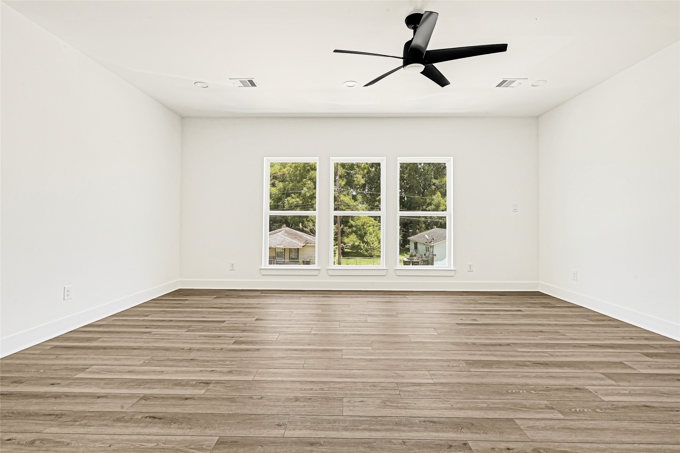 7411 Charlie Street Property Photo 25