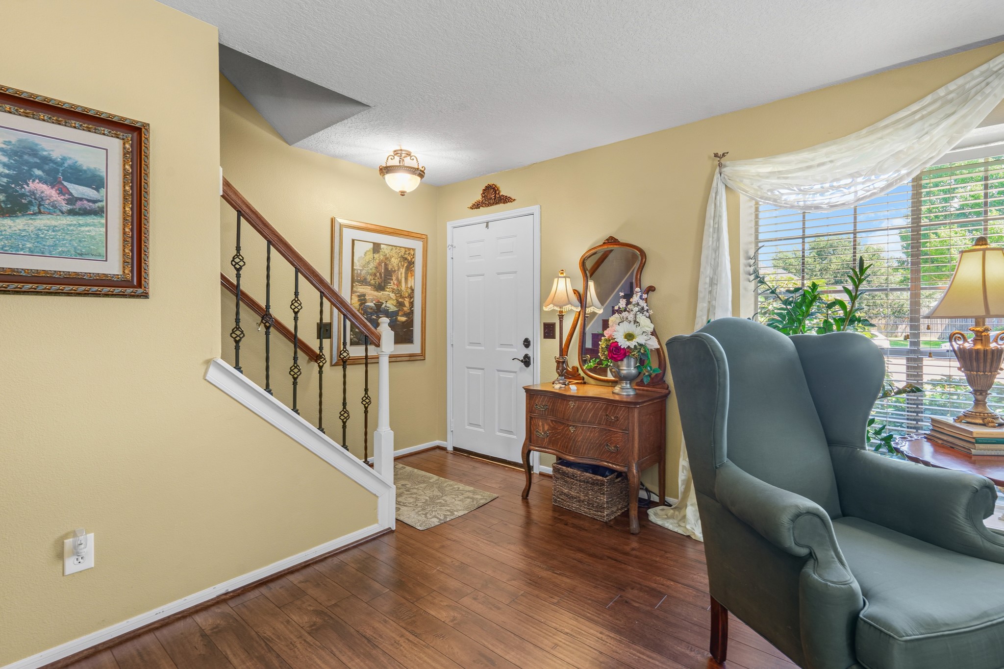20327 Apache Lake Drive Property Photo 5
