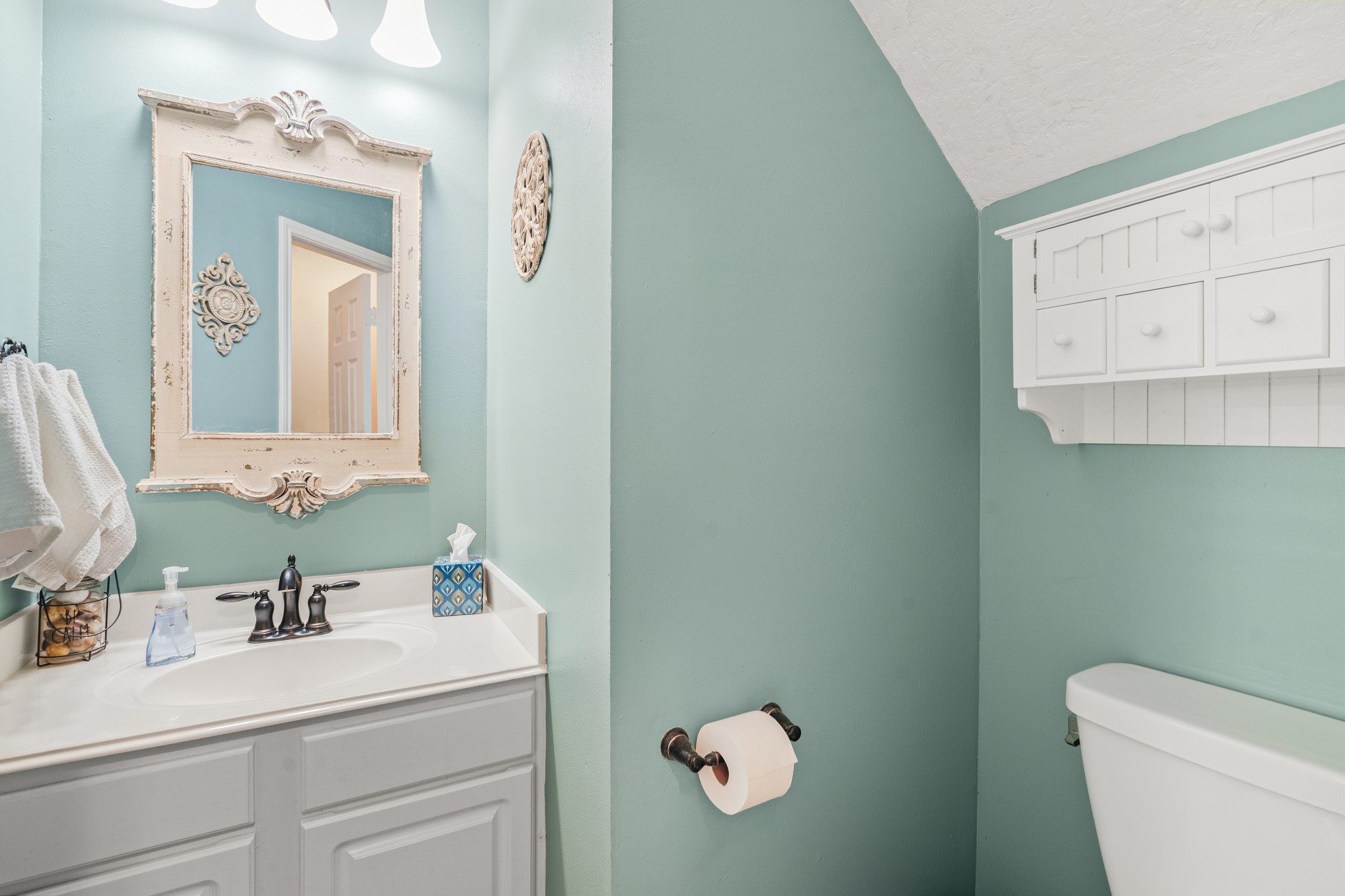 20327 Apache Lake Drive Property Photo 18
