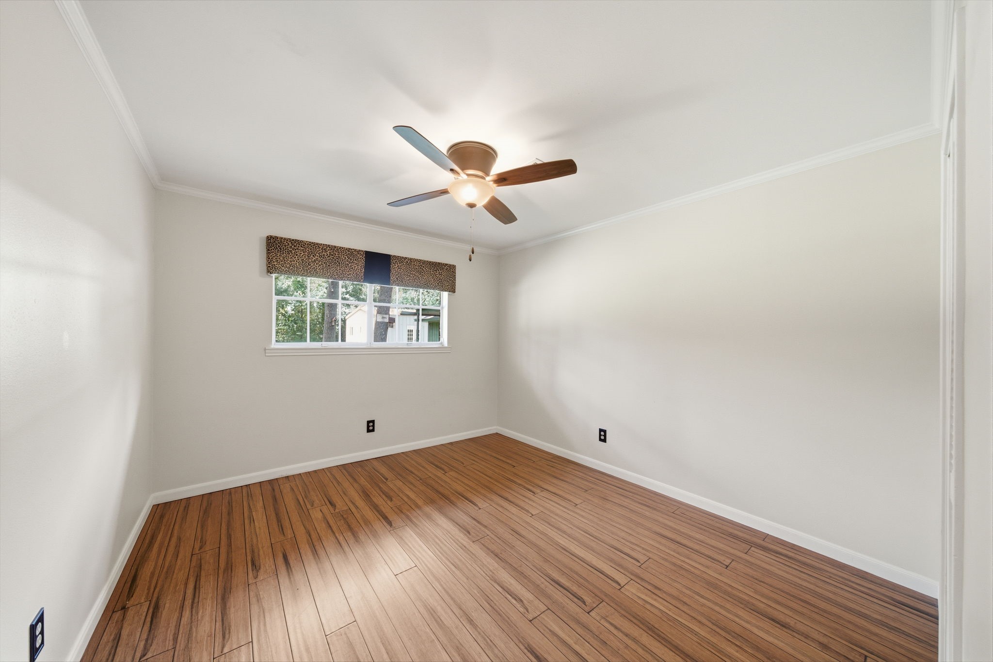 11619 Advance Drive Property Photo 17