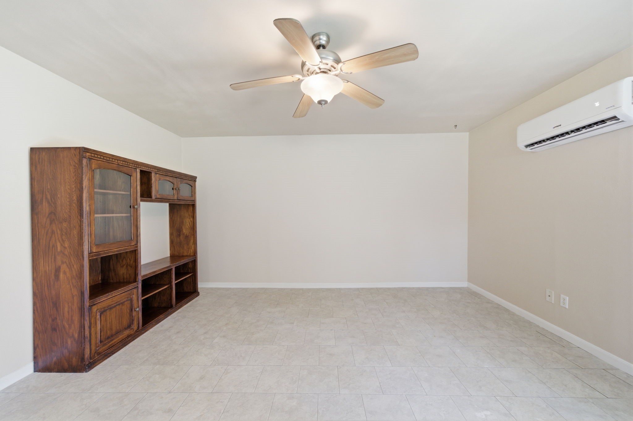 11619 Advance Drive Property Photo 27
