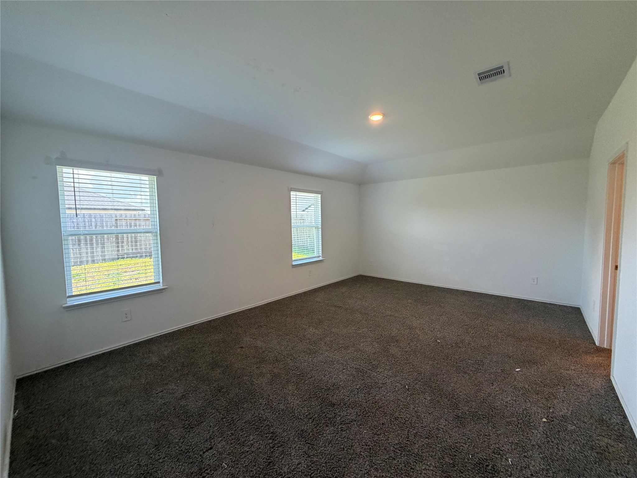 7419 Audubon Russet Drive Property Photo 8
