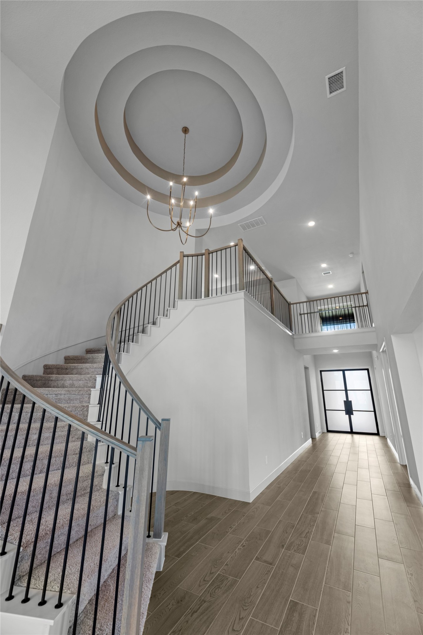 22114 Ivy Landing Street Property Photo 2