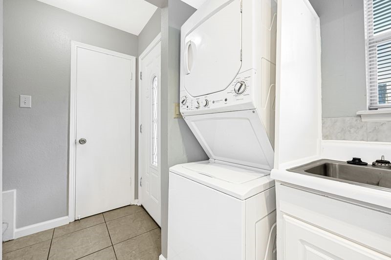 14333 Memorial Drive 99 Property Photo 7