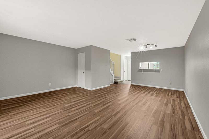14333 Memorial Drive 99 Property Photo 13