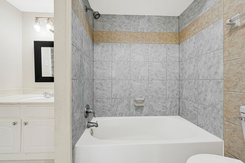14333 Memorial Drive 99 Property Photo 20