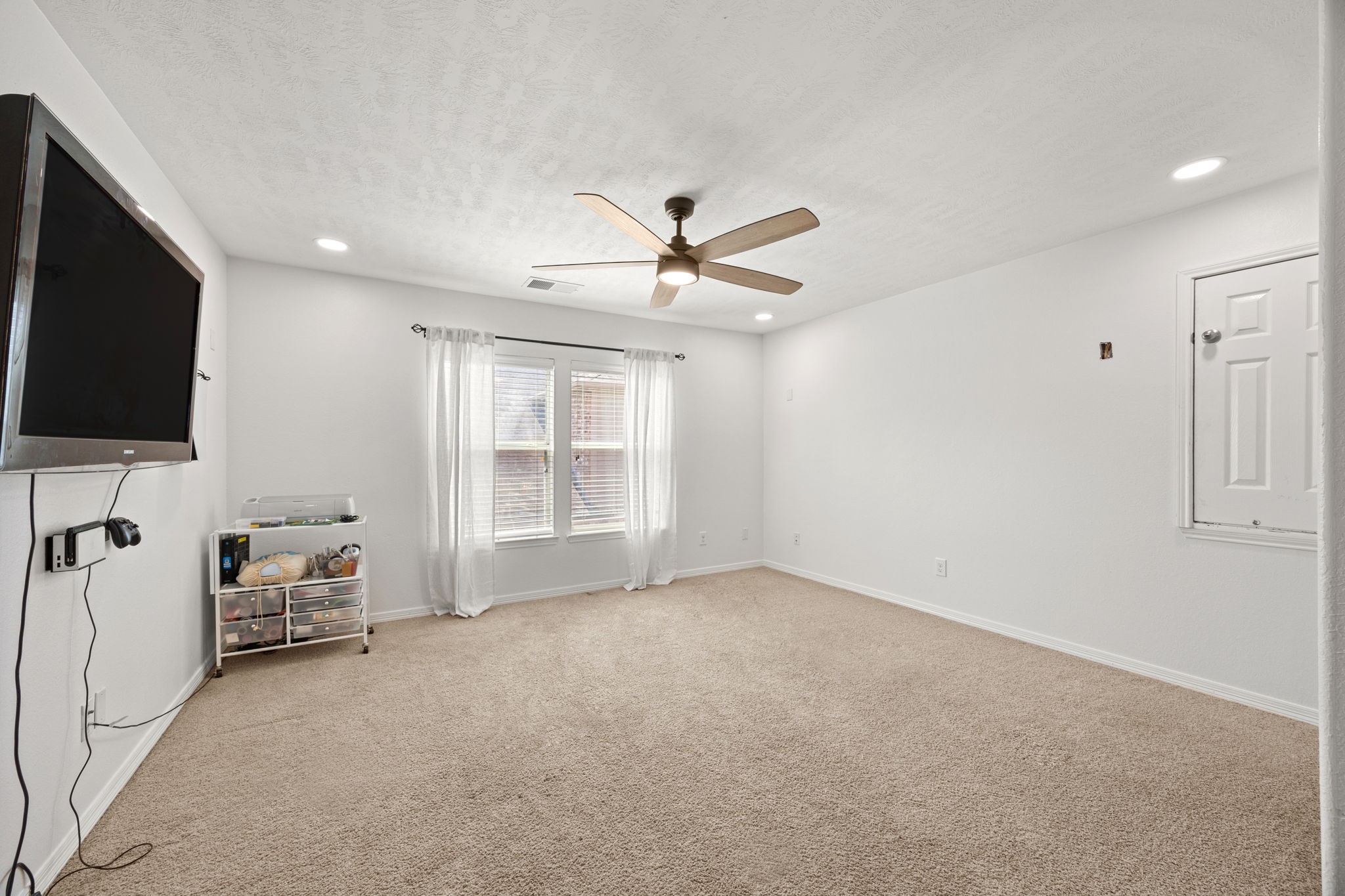 10919 Reston Point Drive Property Photo 14