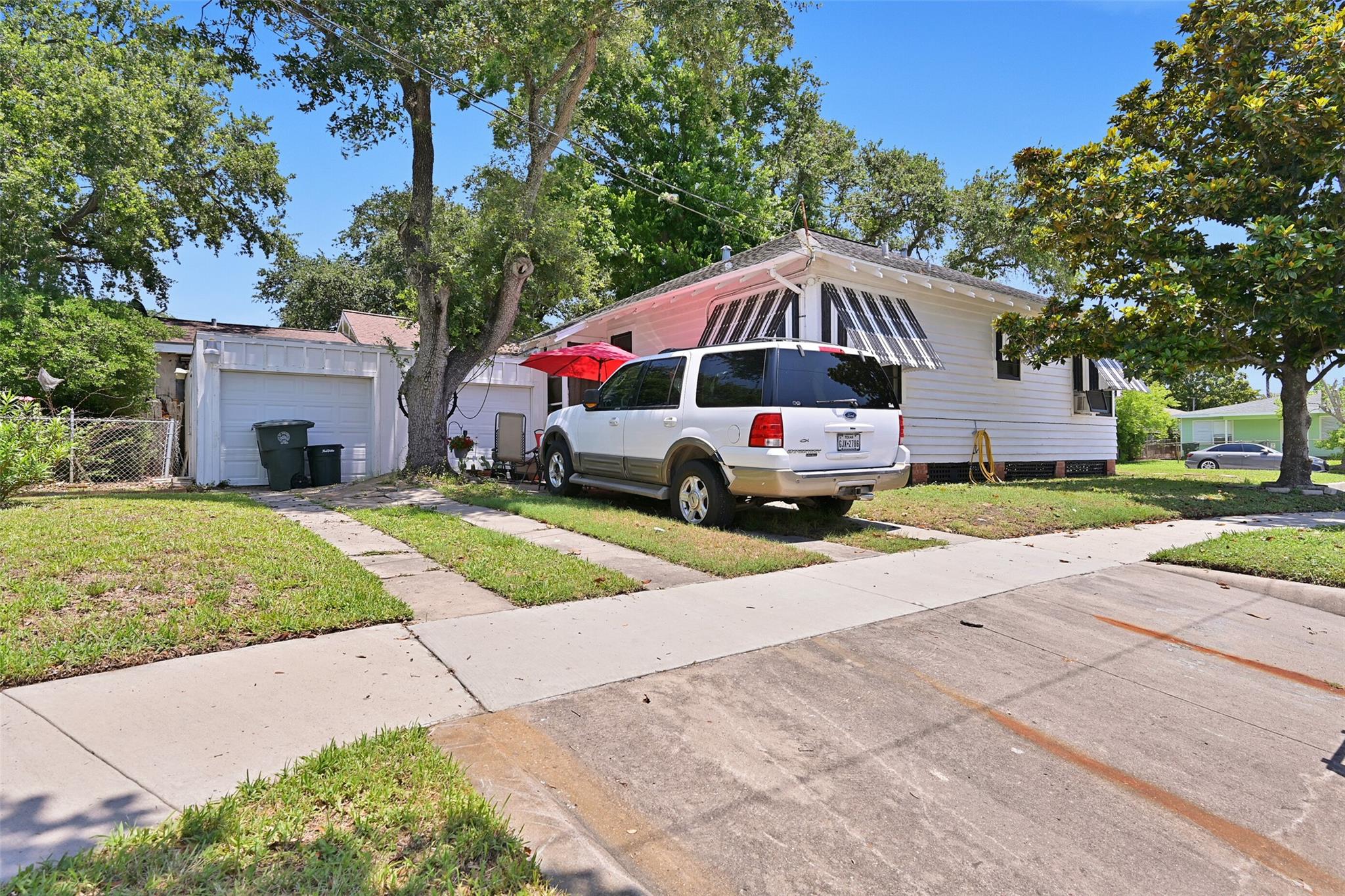 4828 Avenue Q 1/2, Galveston Tx 77551 Property Photo 4