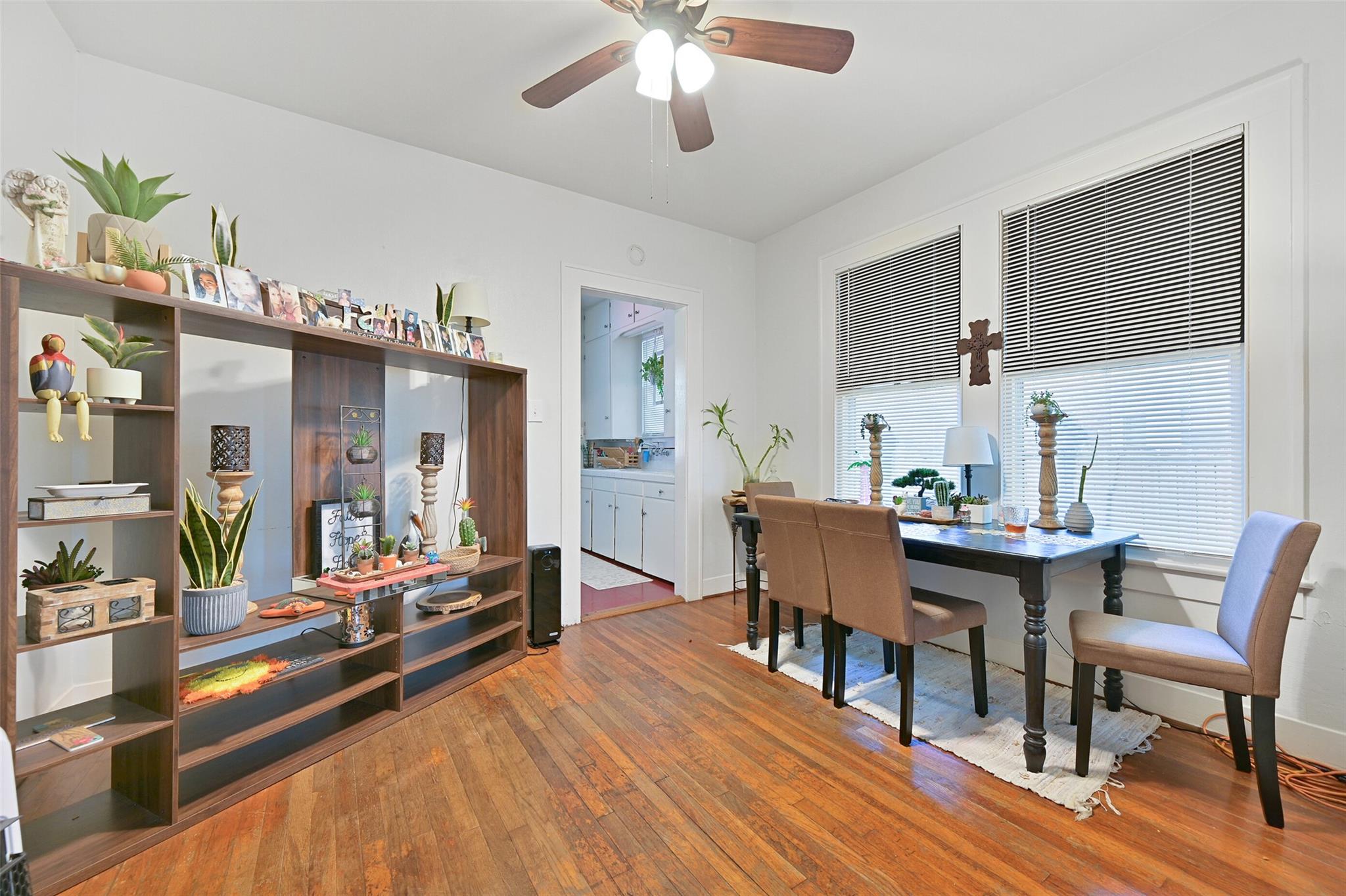 4828 Avenue Q 1/2, Galveston Tx 77551 Property Photo 17