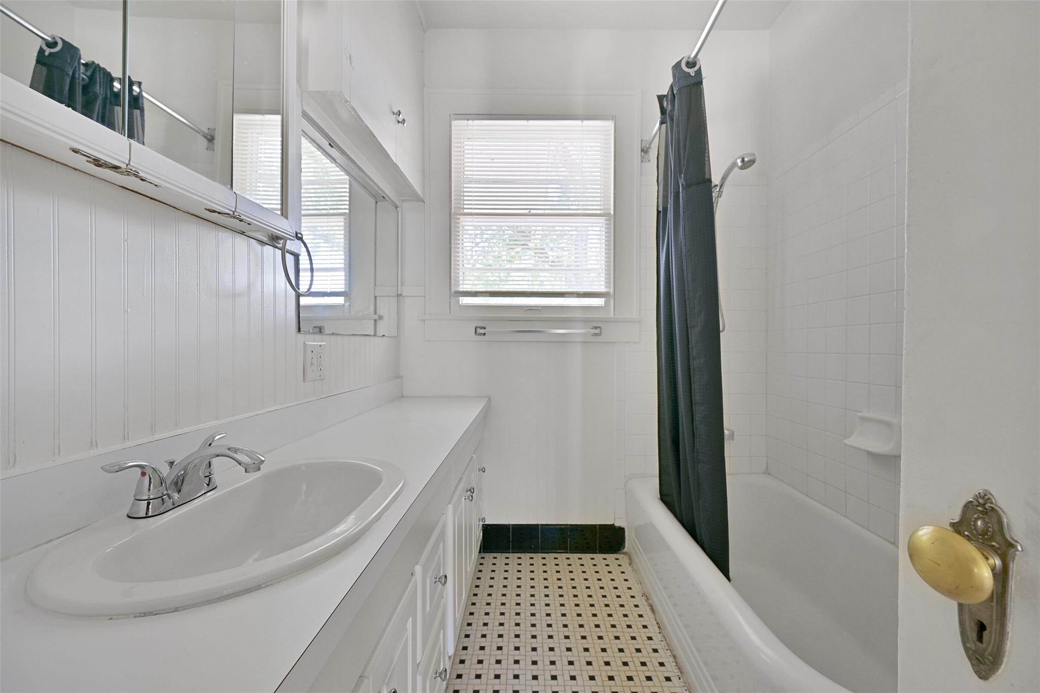 4828 Avenue Q 1/2, Galveston Tx 77551 Property Photo 40