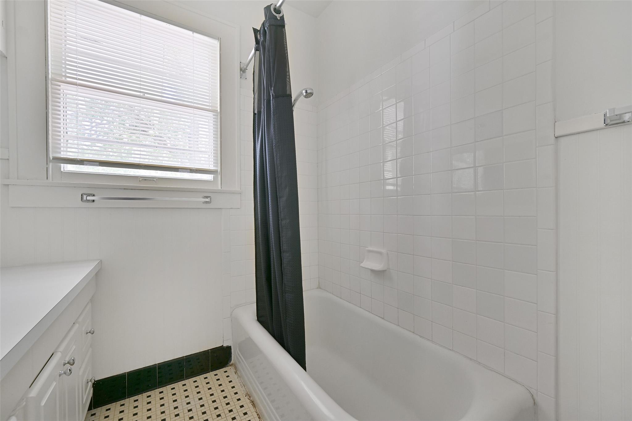 4828 Avenue Q 1/2, Galveston Tx 77551 Property Photo 41