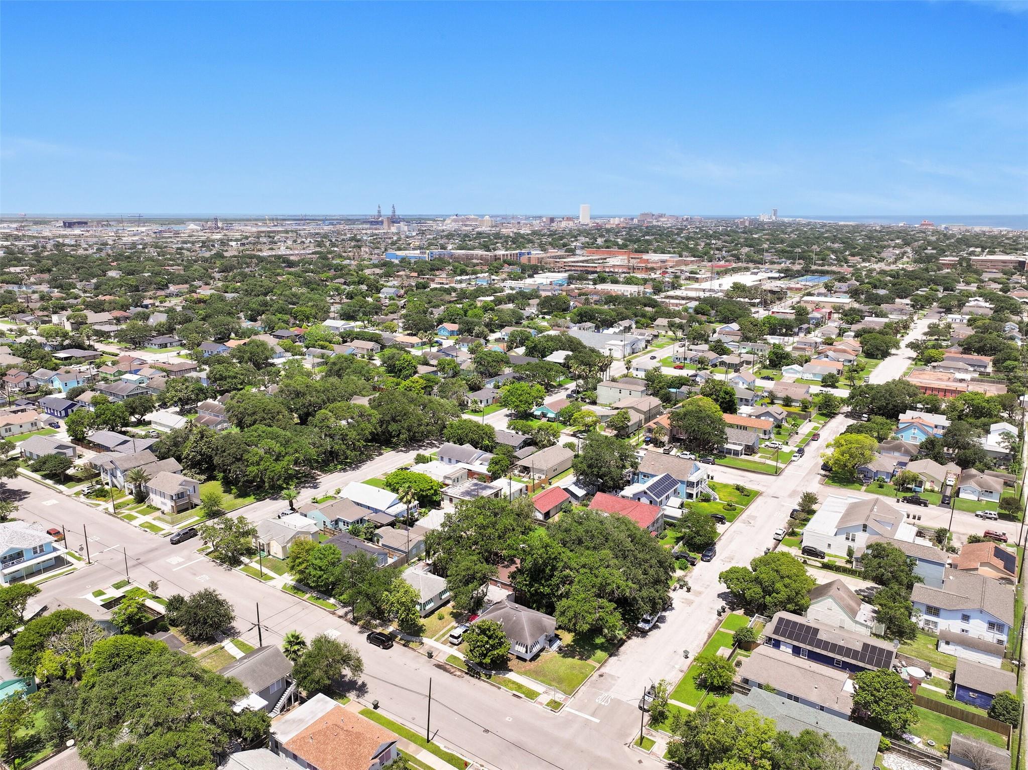 4828 Avenue Q 1/2, Galveston Tx 77551 Property Photo 48