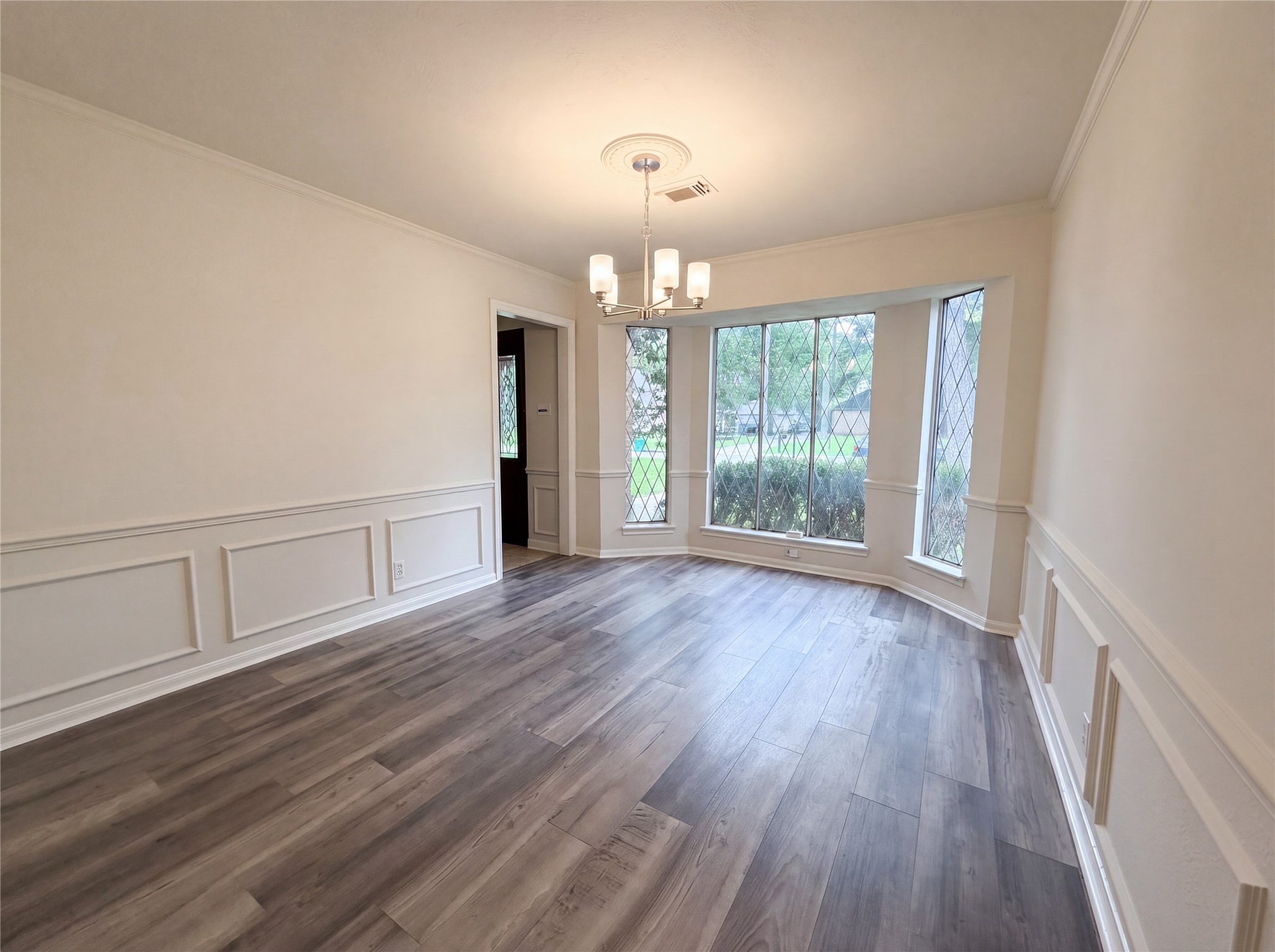 17518 Rustington Drive Property Photo 6