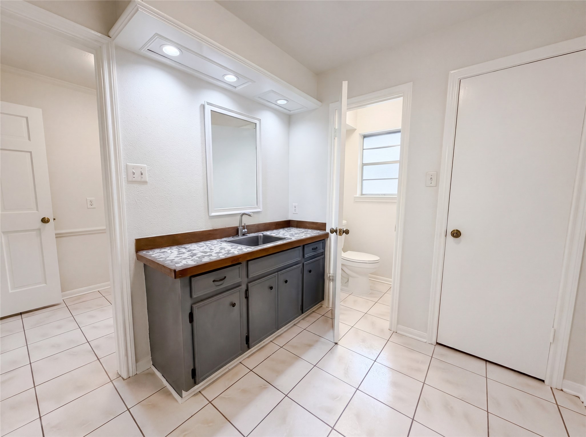 17518 Rustington Drive Property Photo 17