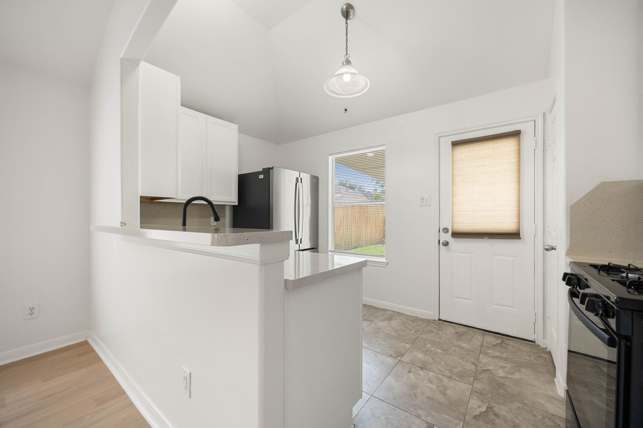 14019 Kinsbourne Court Property Photo 6