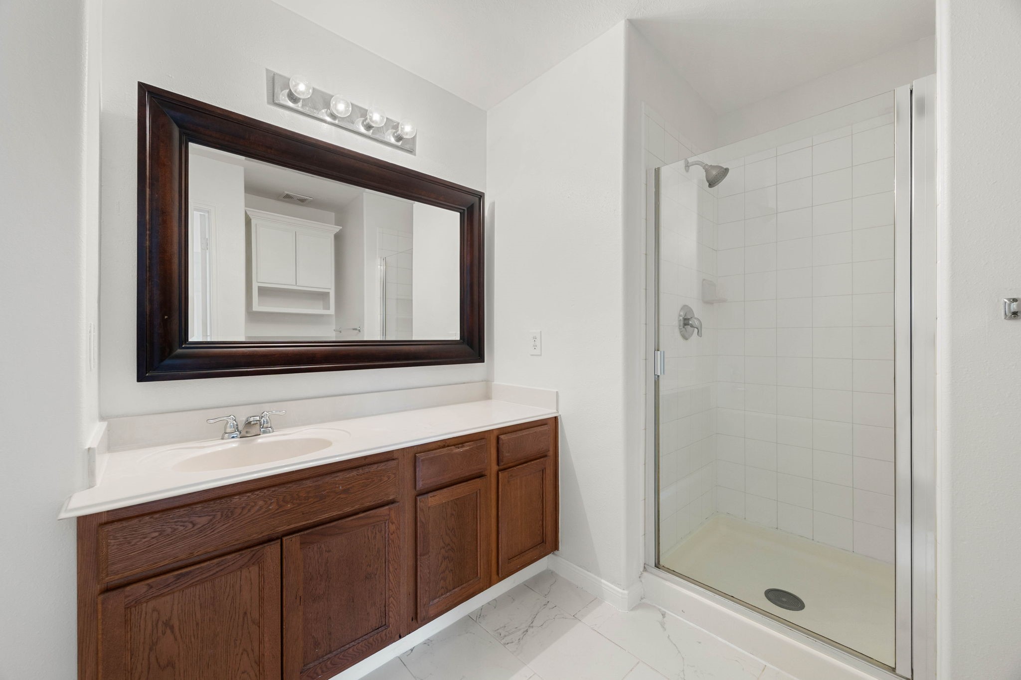 14019 Kinsbourne Court Property Photo 11