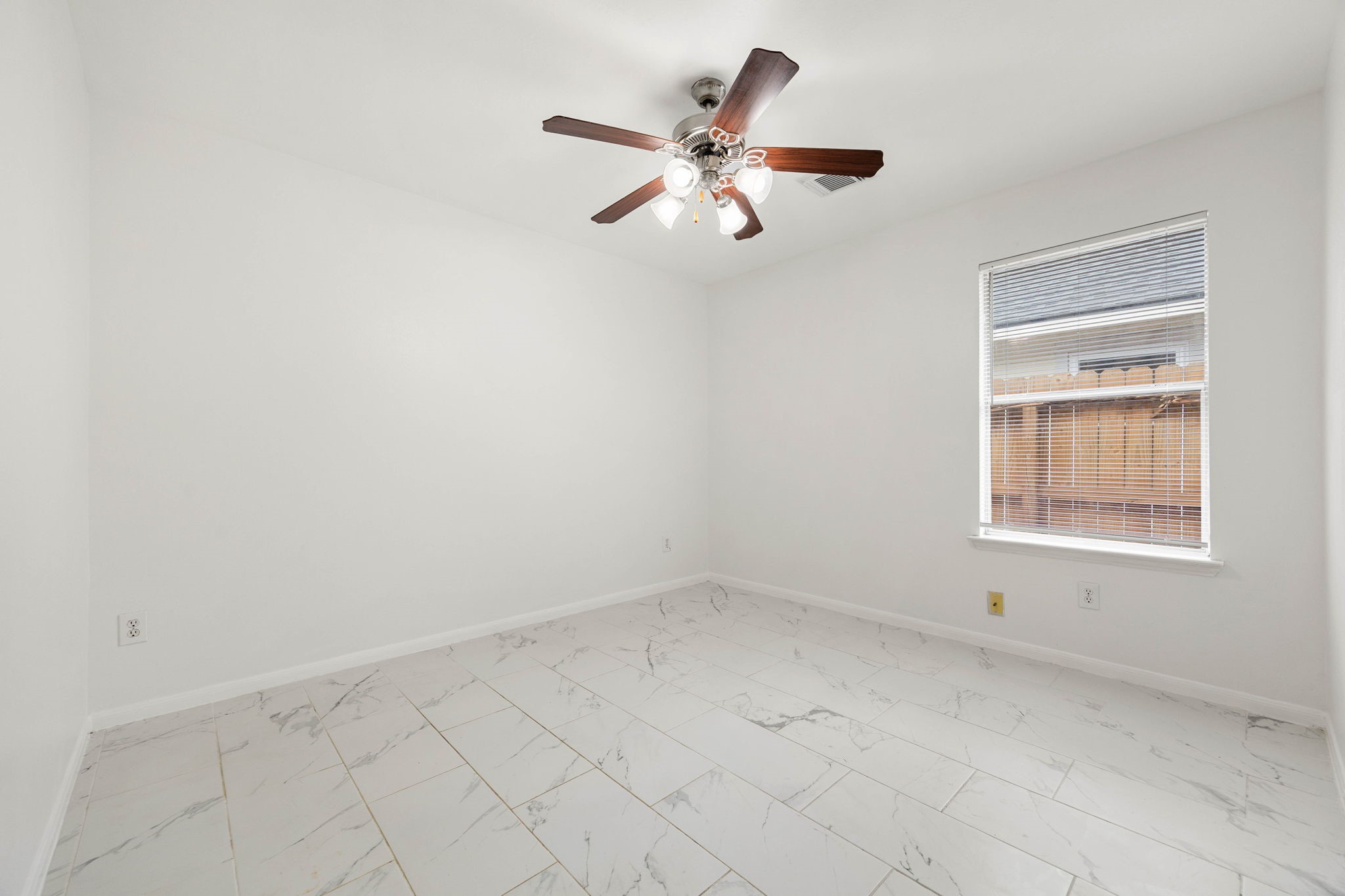 14019 Kinsbourne Court Property Photo 15