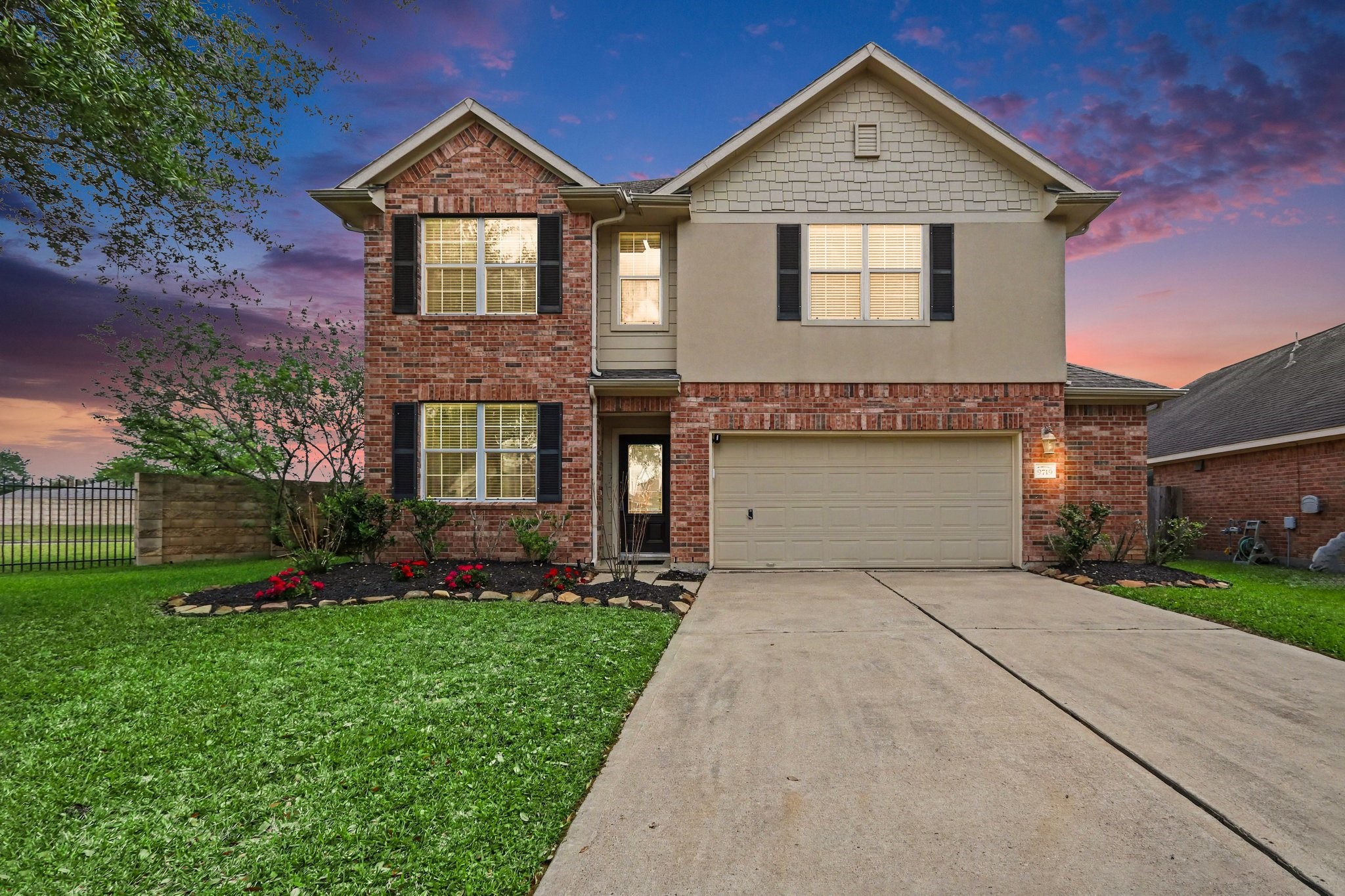 9719 Opal Rock Drive Property Photo 1