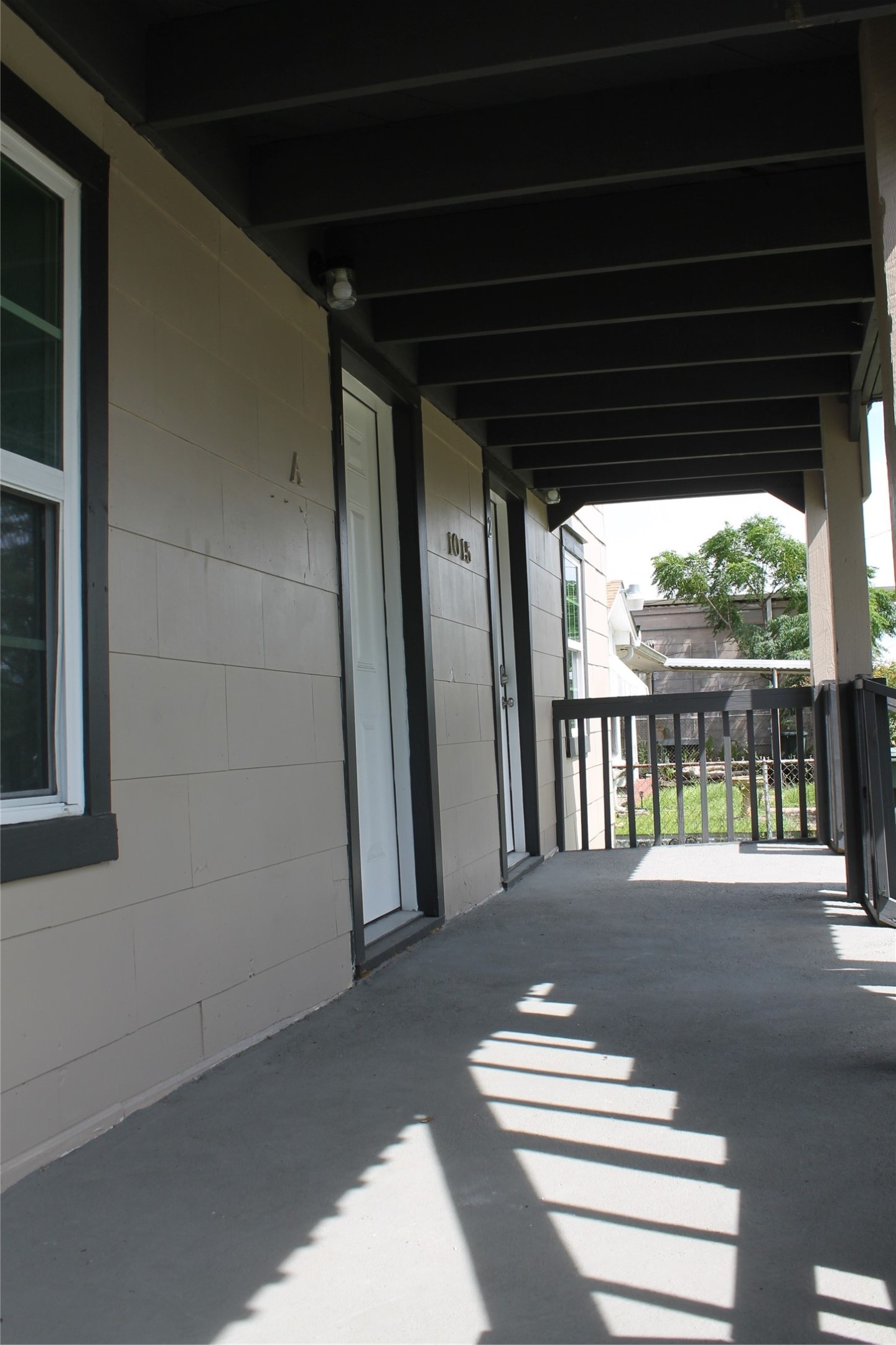 1015 30th Street 1 Property Photo 4