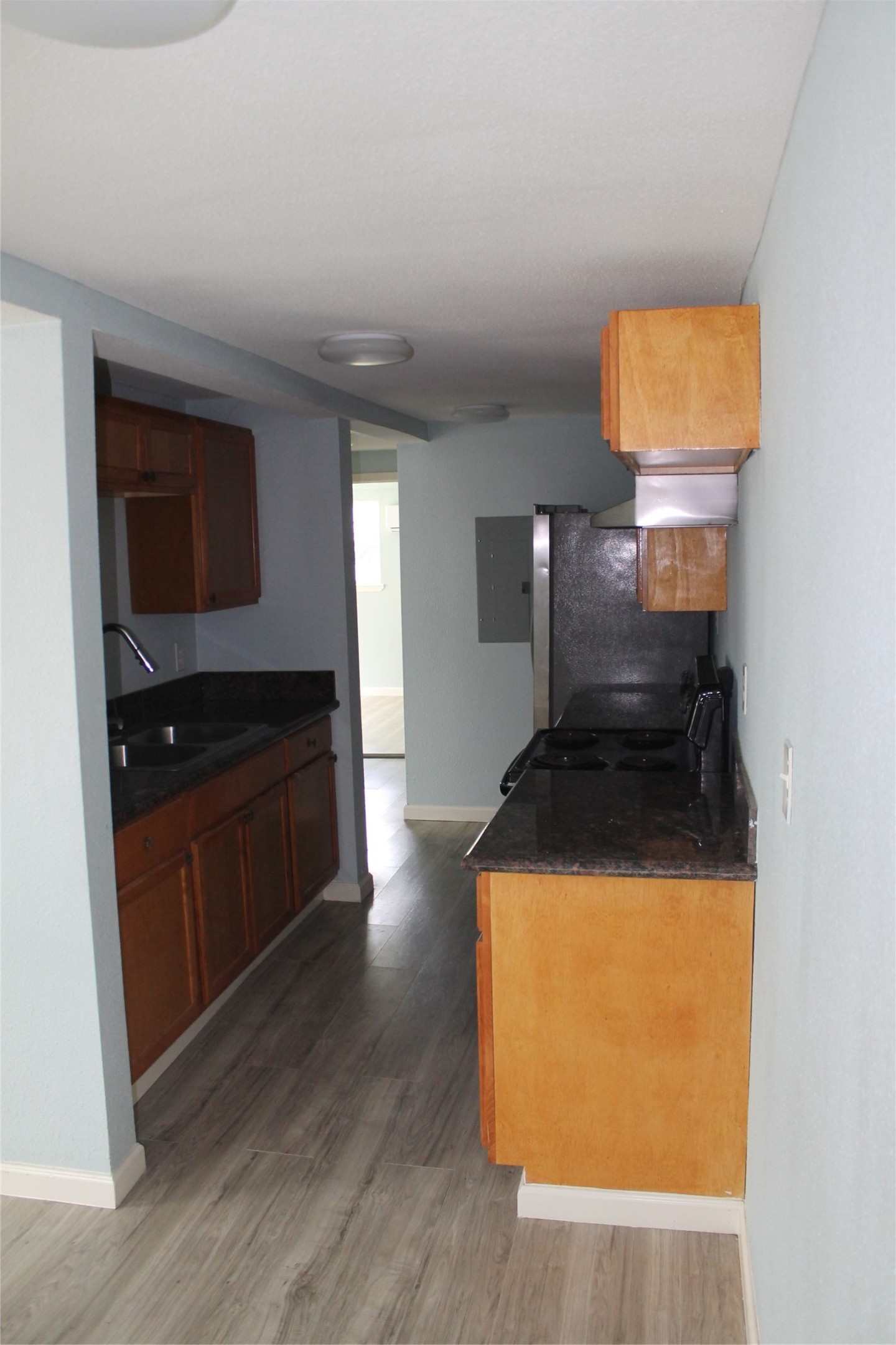 1015 30th Street 1 Property Photo 10