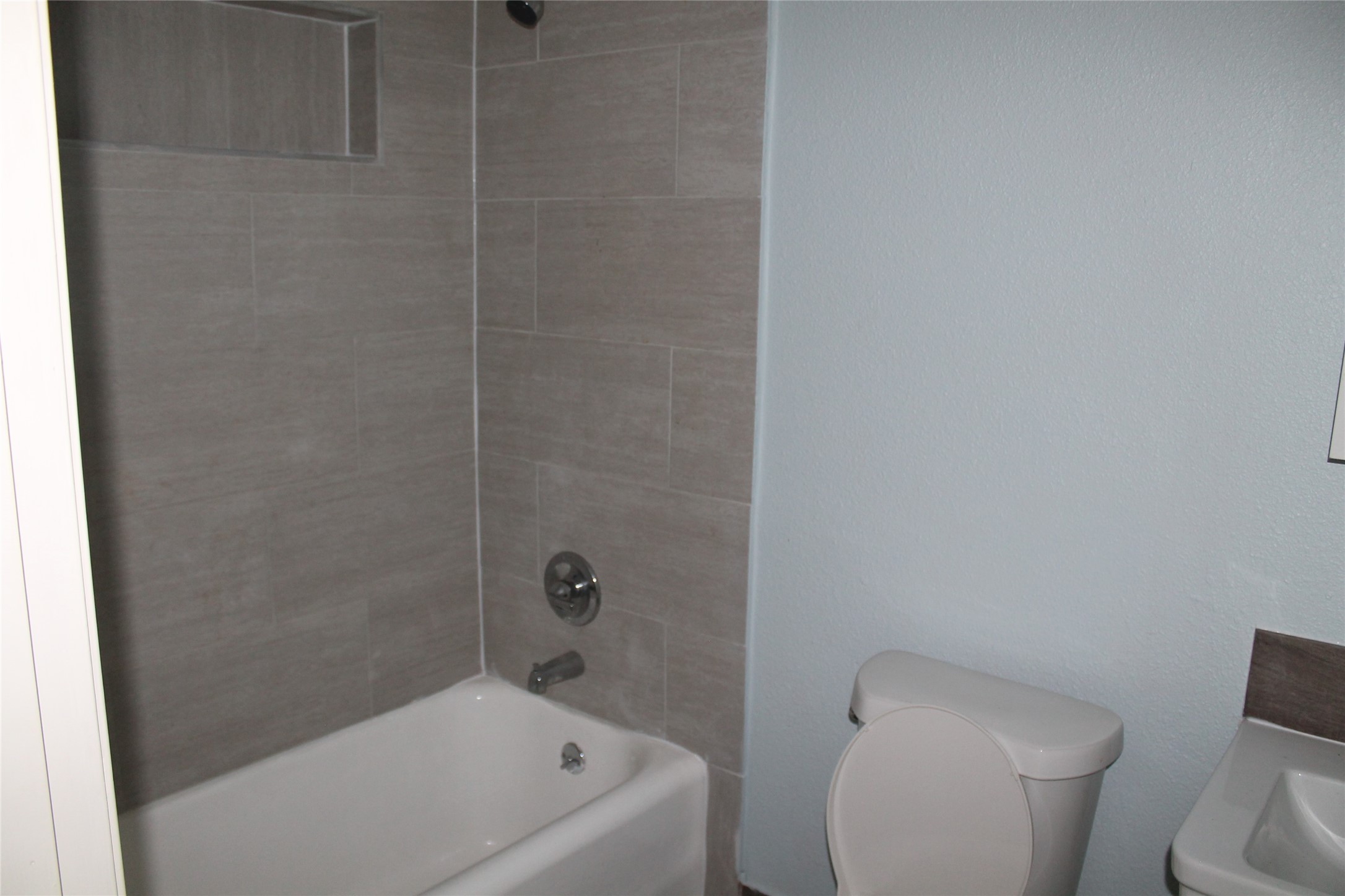 1015 30th Street 1 Property Photo 19