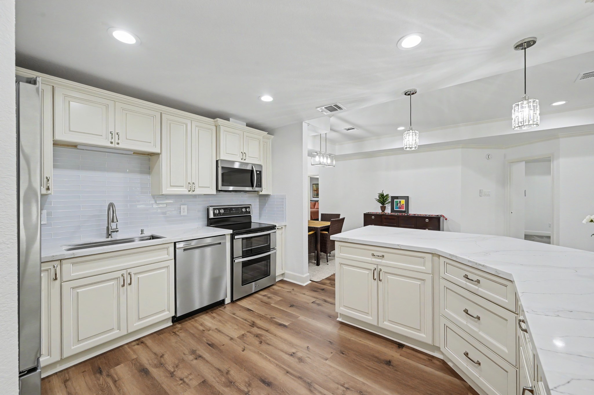 3514 Pebble Beach Boulevard Property Photo 14