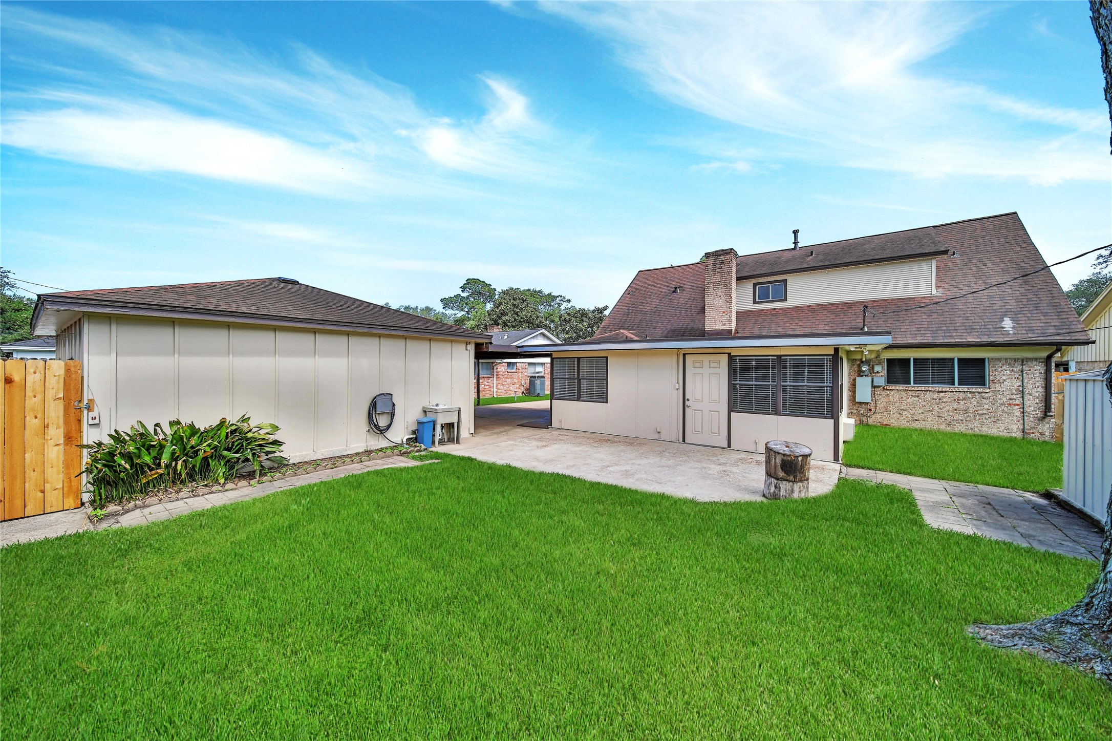 9411 Roos Road Property Photo 41