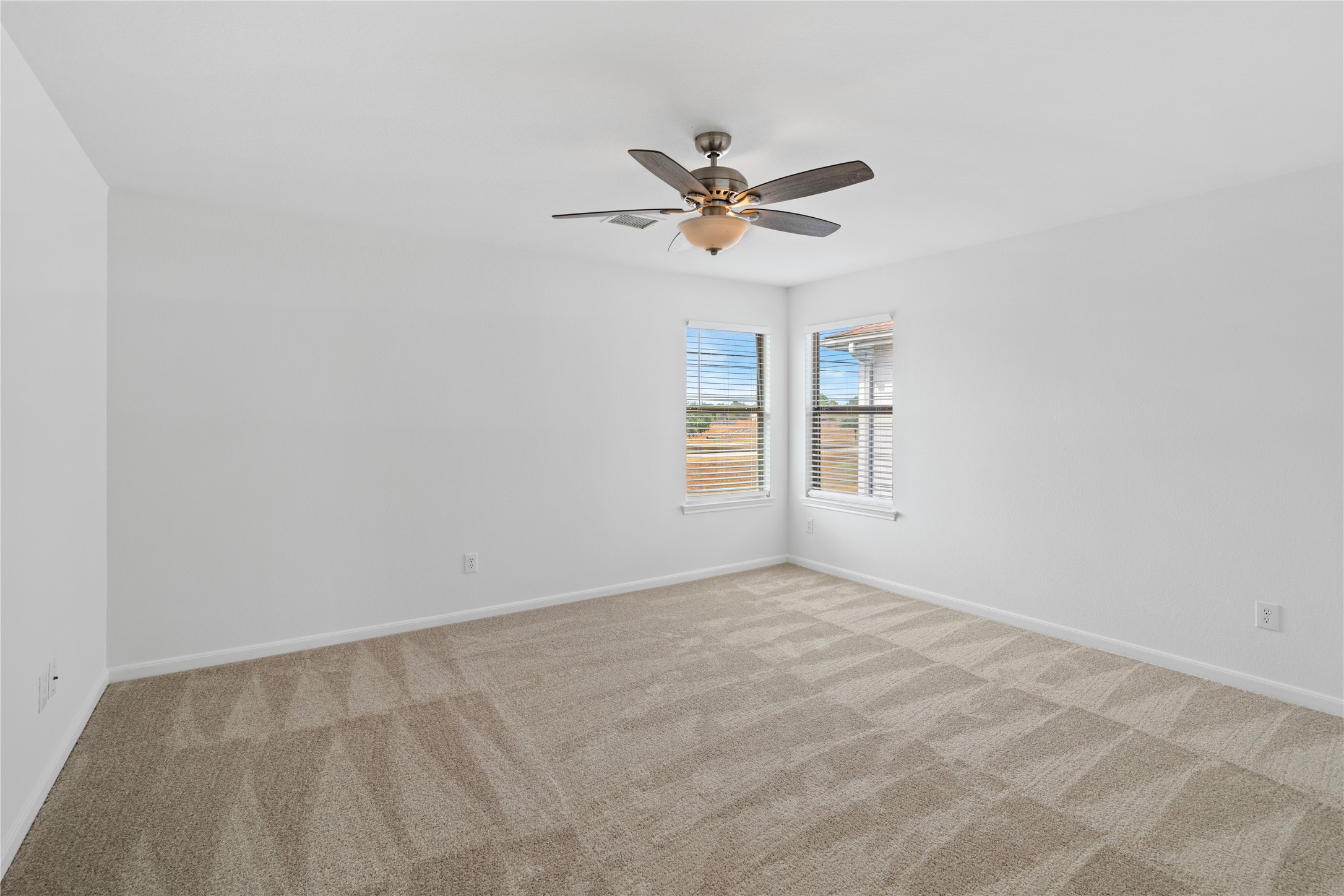 21611 Manitou Falls Lane Property Photo 17