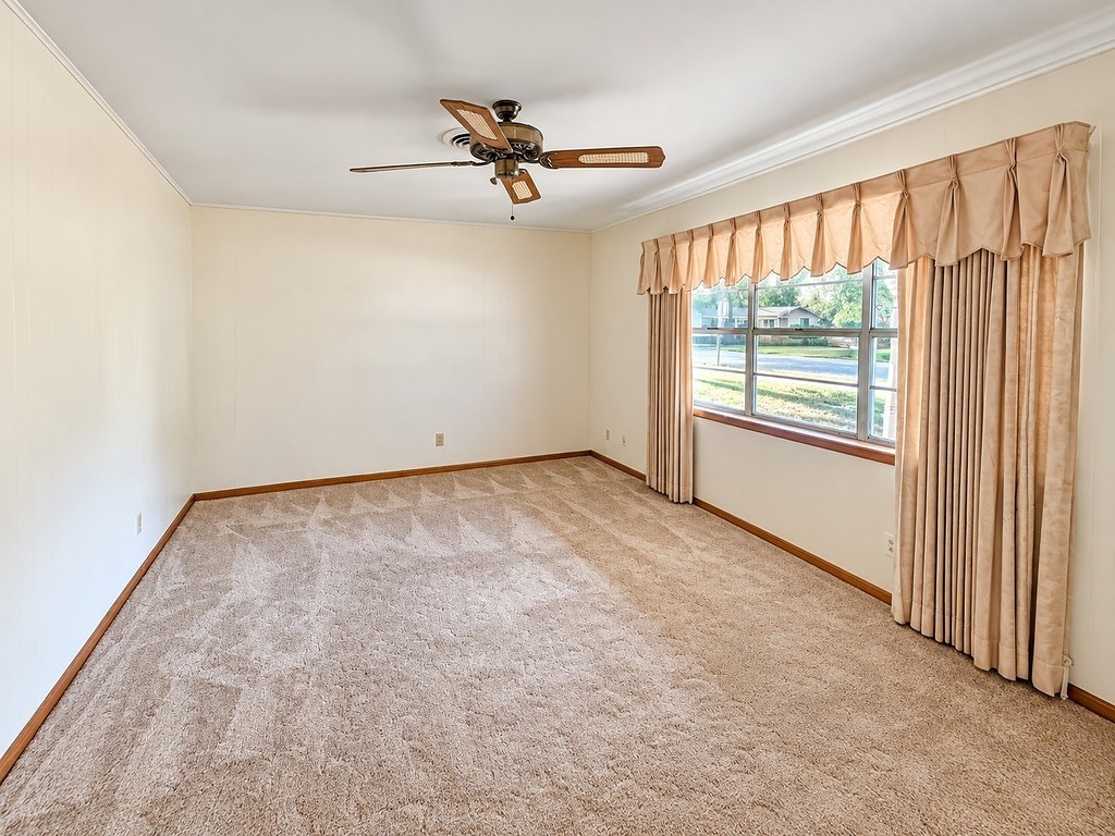 107 Franklin Street Property Photo 4