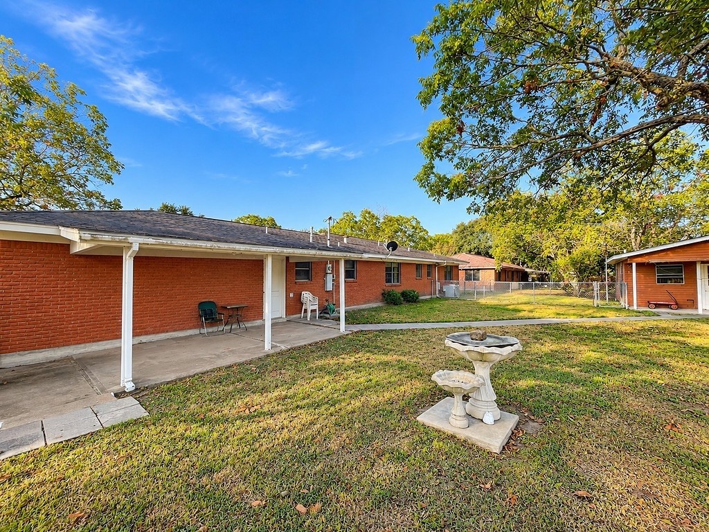 107 Franklin Street Property Photo 15