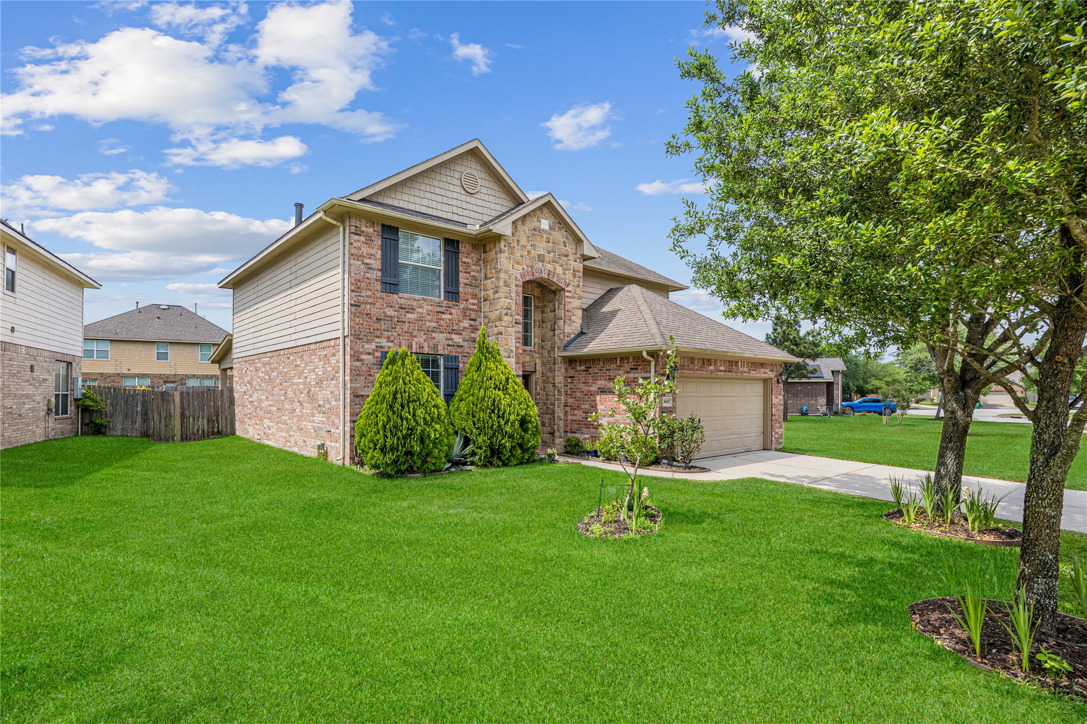 3643 Avalon Spring Lane Property Photo 1