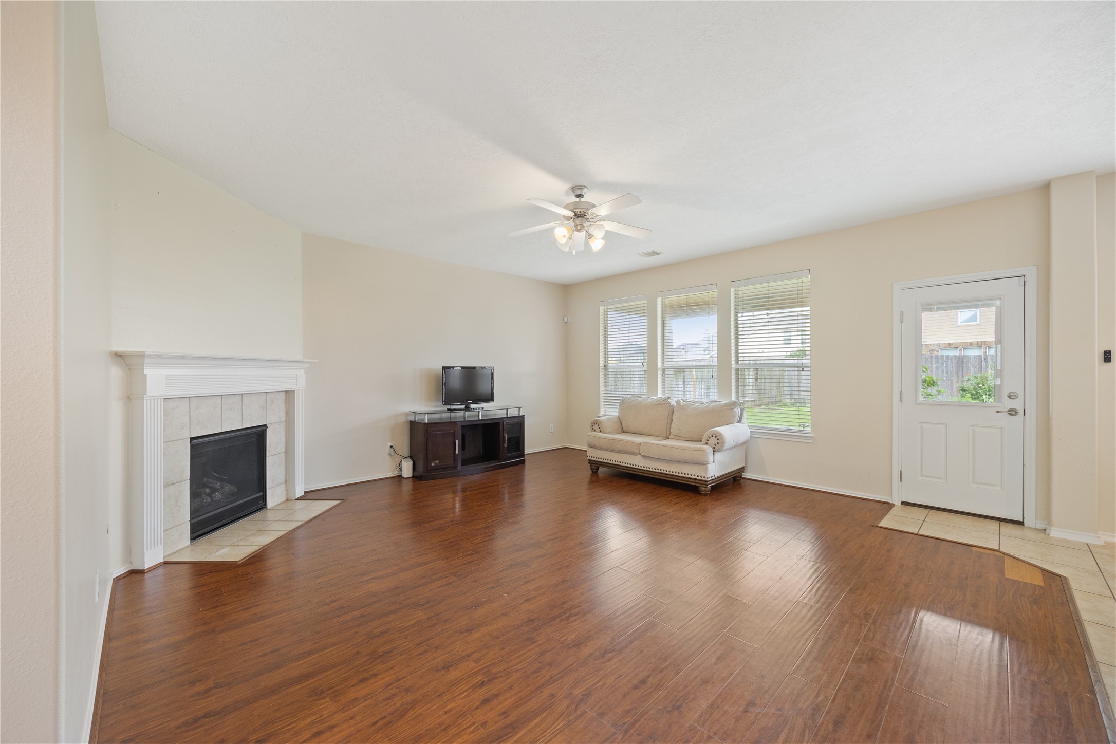 3643 Avalon Spring Lane Property Photo 7