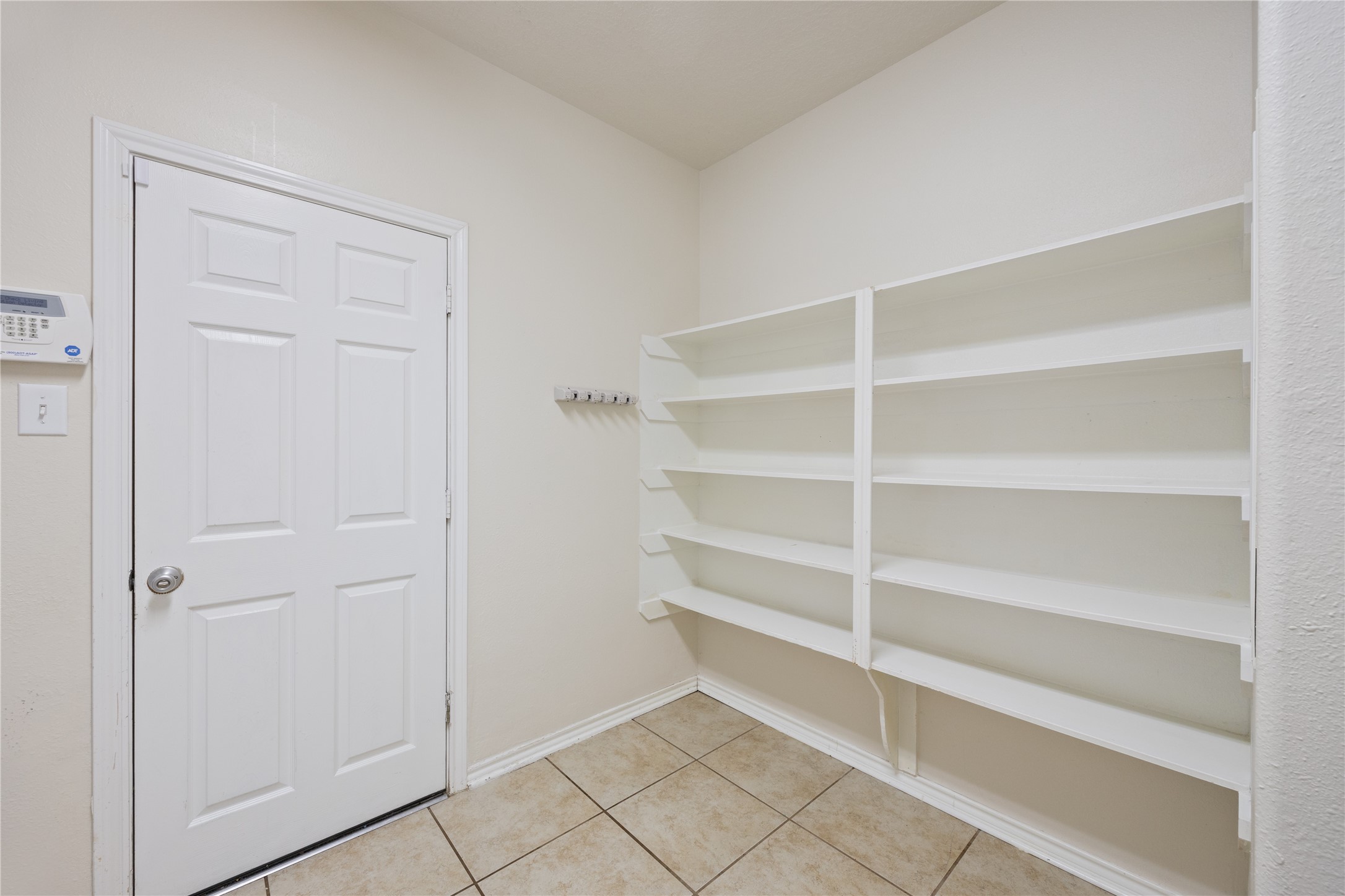 3643 Avalon Spring Lane Property Photo 15