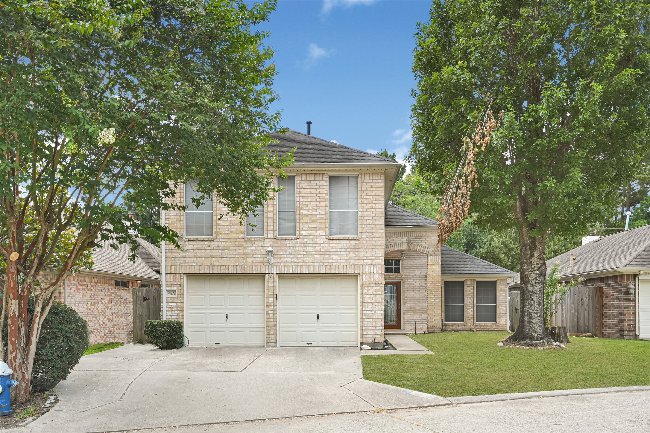 10323 Emerald Pine Drive Property Photo 1