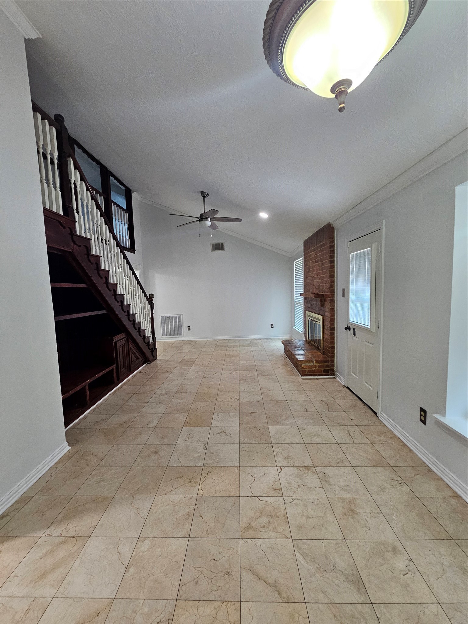 2715 Ashington Drive Property Photo 12