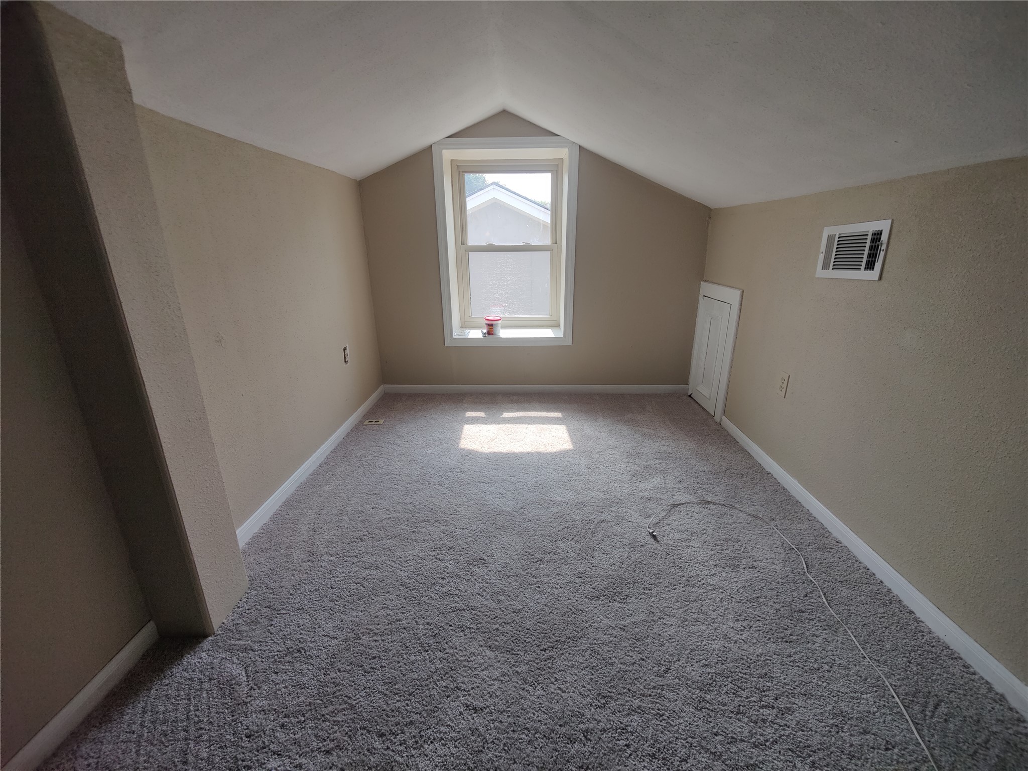 2715 Ashington Drive Property Photo 16