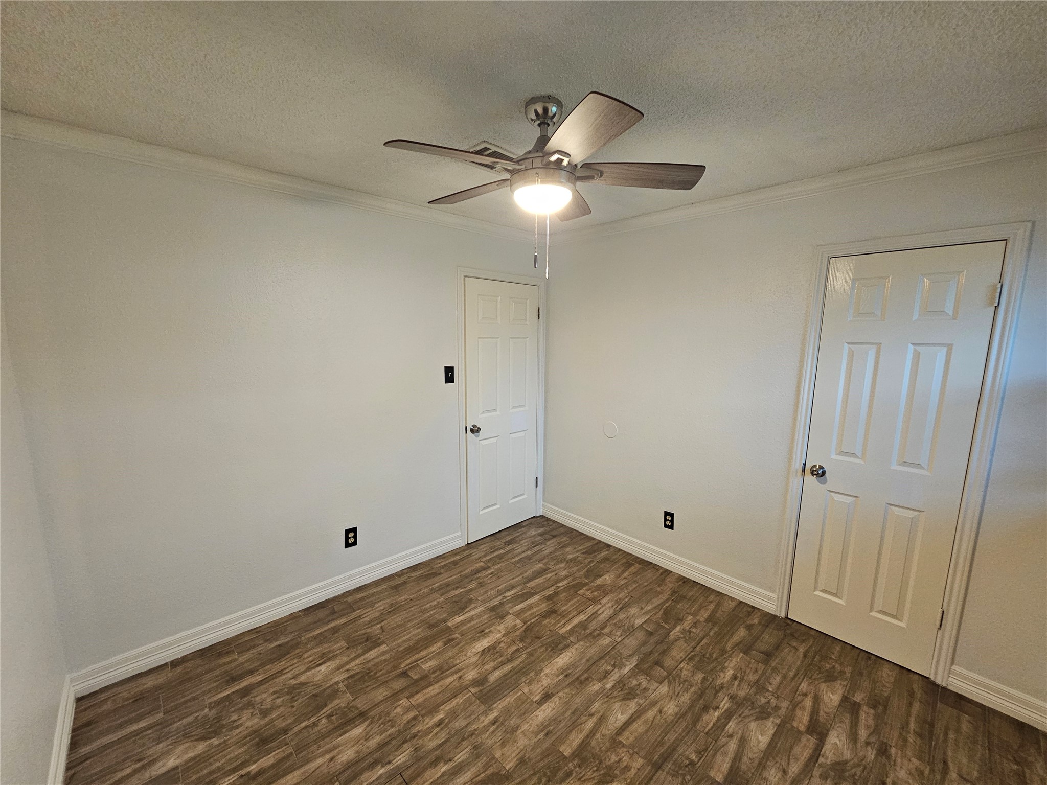 2715 Ashington Drive Property Photo 24